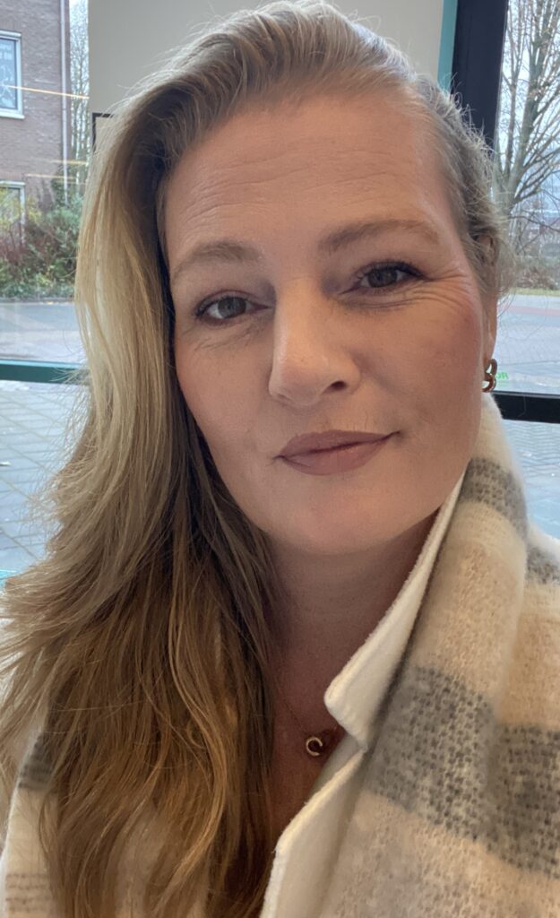 E6ABF129 BBD6 46B4 96E8 39F798D13538 Freckled Fren